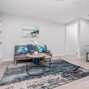 Centerstreet-cozy 2bedroomsuite Calgary